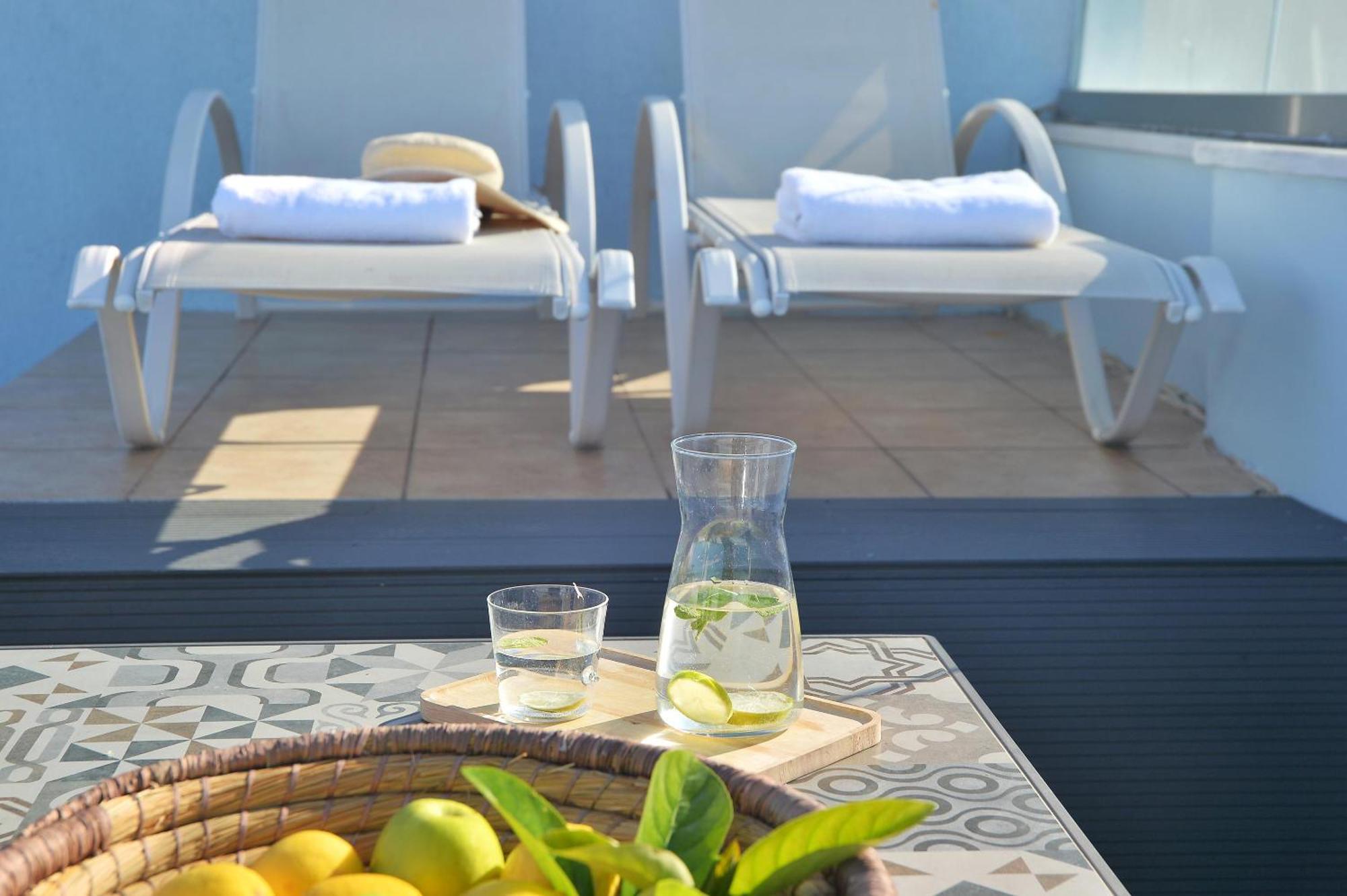 Alekos 1 νetflix Apartahotel 3*
